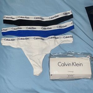 BRAND NEW CALVIN KLEIN THONGS x3